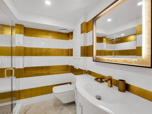 251 174th St # 818, Sunny Isles Beach FL 33160