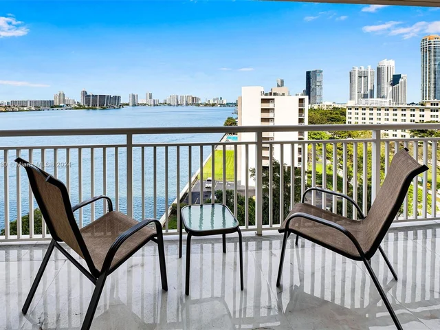 251 174th St # 818, Sunny Isles Beach FL 33160