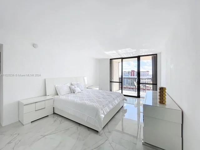 2017 S Ocean Dr # 1206, Hallandale Beach FL 33009