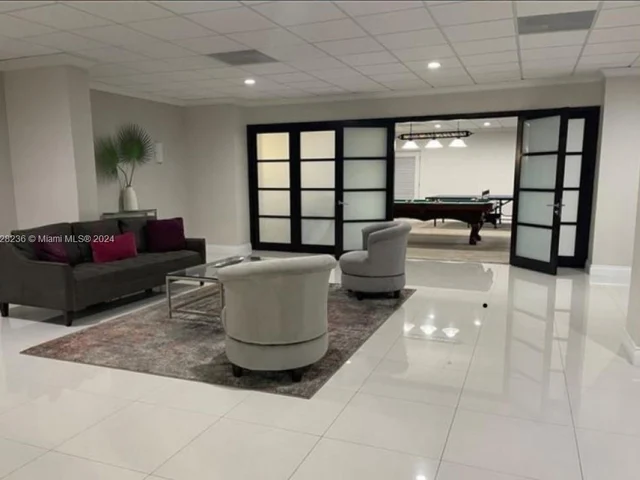 2017 S Ocean Dr # 1206, Hallandale Beach FL 33009
