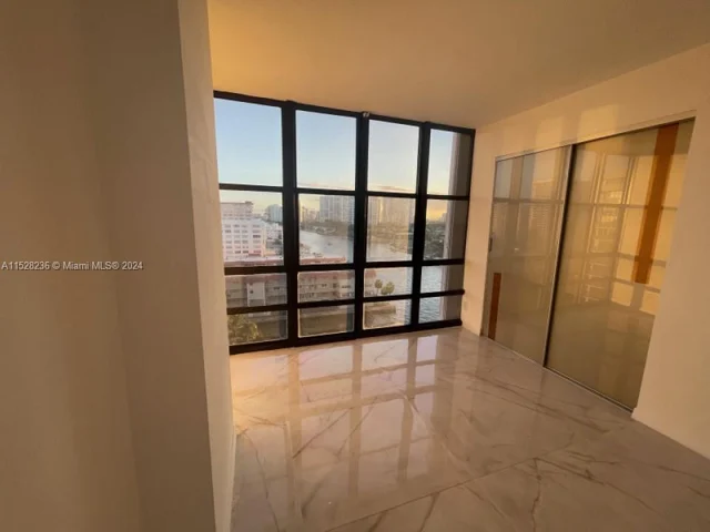 2017 S Ocean Dr # 1206, Hallandale Beach FL 33009