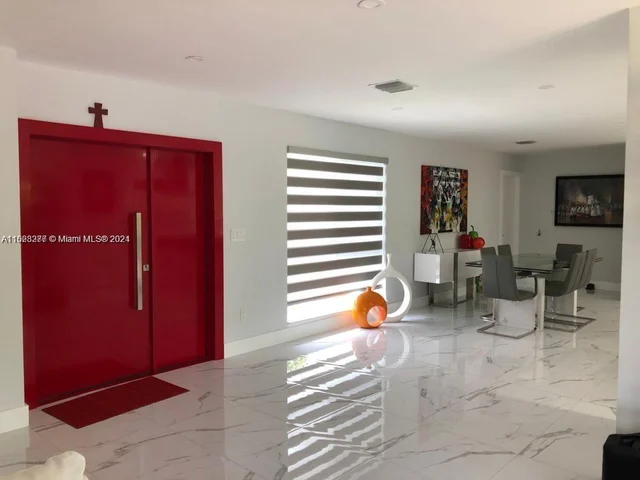 8721 SW 80th St, Miami FL 33173