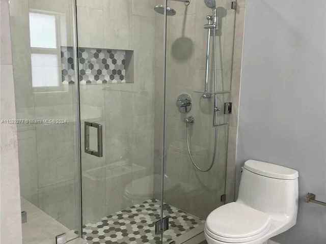 8721 SW 80th St, Miami FL 33173