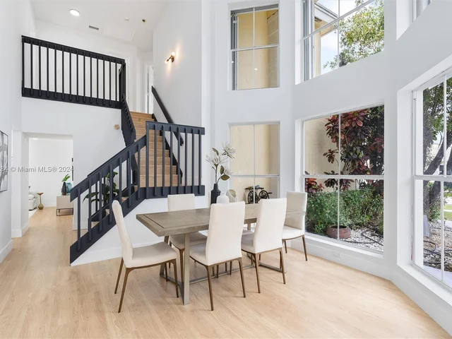 5324 NW 54th St, Coconut Creek FL 33073