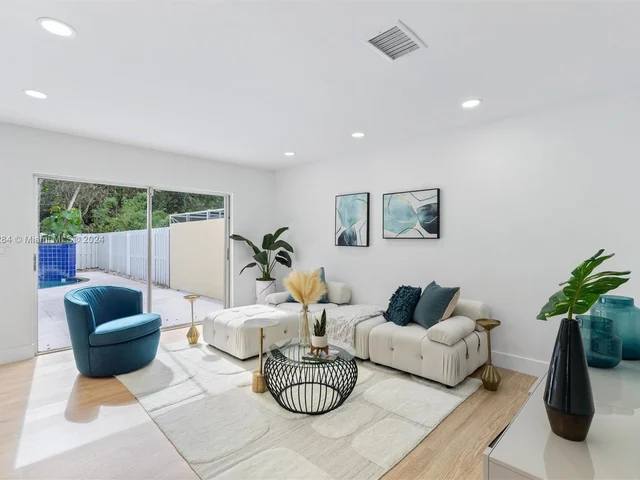 5324 NW 54th St, Coconut Creek FL 33073