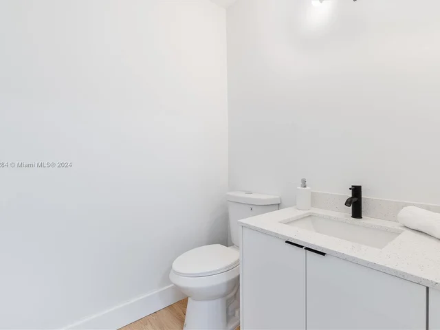 5324 NW 54th St, Coconut Creek FL 33073