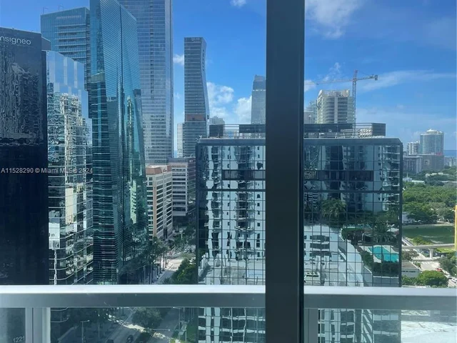 1060 BRICKELL AV # 2211, Miami FL 33131