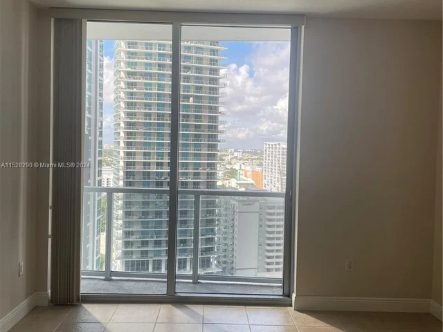 1060 BRICKELL AV # 2211, Miami FL 33131
