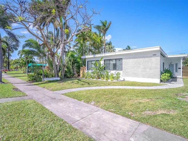 1223 Polk St # 0, Hollywood FL 33019