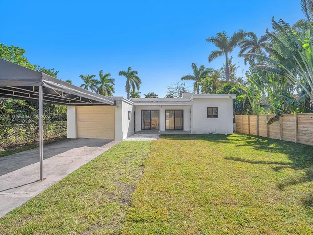 1223 Polk St # 0, Hollywood FL 33019