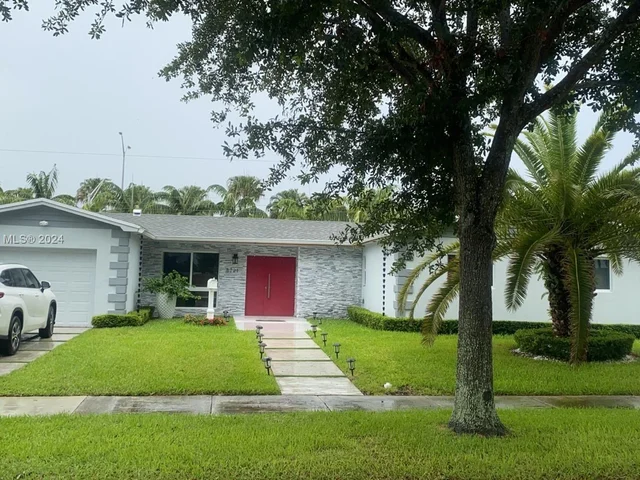 8721 SW 80th St, Miami FL 33173