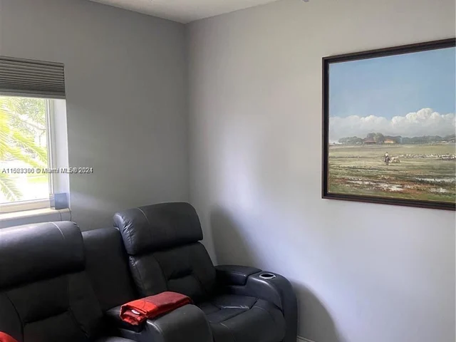 8721 SW 80th St, Miami FL 33173