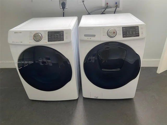 8721 SW 80th St, Miami FL 33173