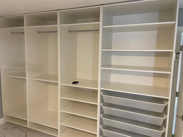 8721 SW 80th St, Miami FL 33173