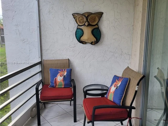 3774 Inverrary Blvd # 206P, Lauderhill FL 33319