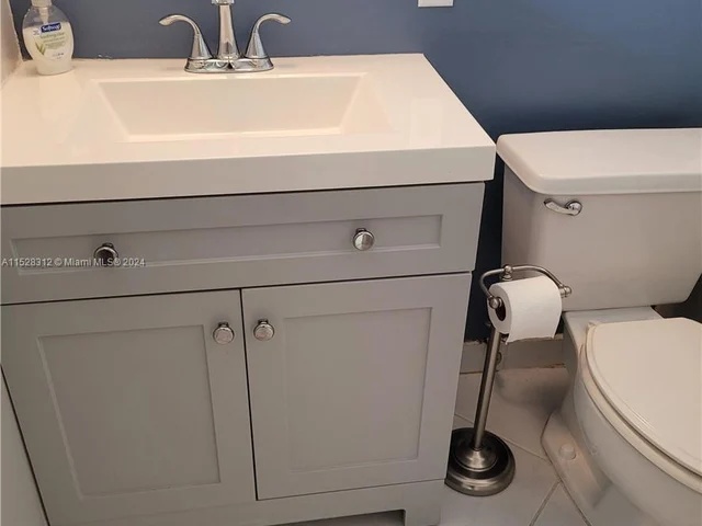 3774 Inverrary Blvd # 206P, Lauderhill FL 33319