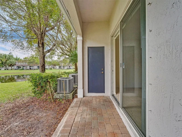 2733 SW 83rd Ave # 103, Miramar FL 33025