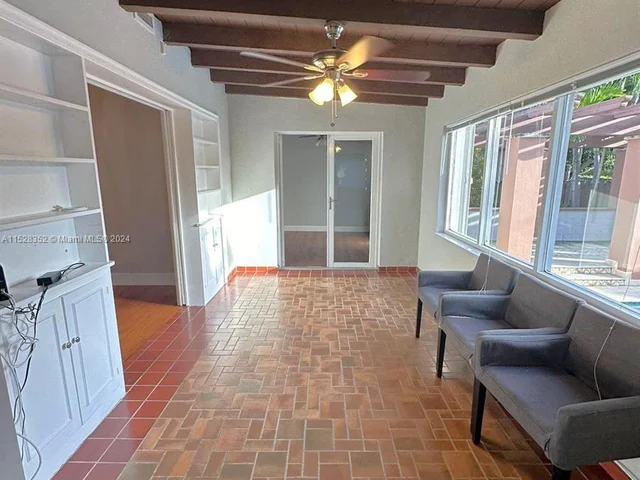 120 SW 26th Rd, Miami FL 33129