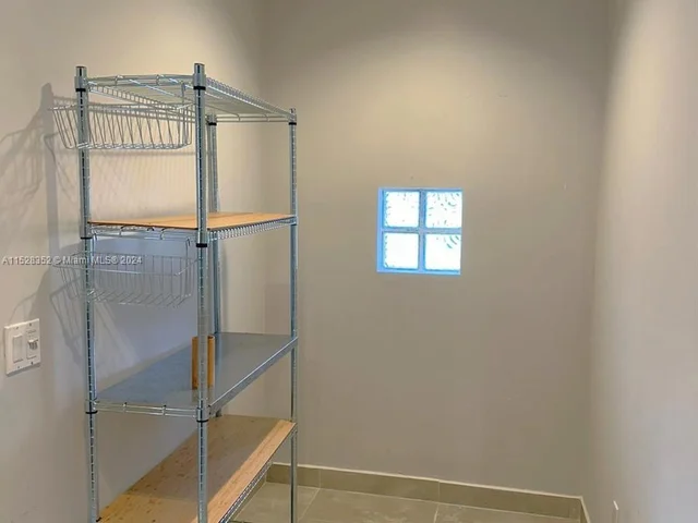 120 SW 26th Rd, Miami FL 33129