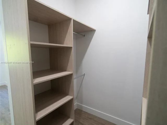 500 Foster Rd # B, Hallandale Beach FL 33009