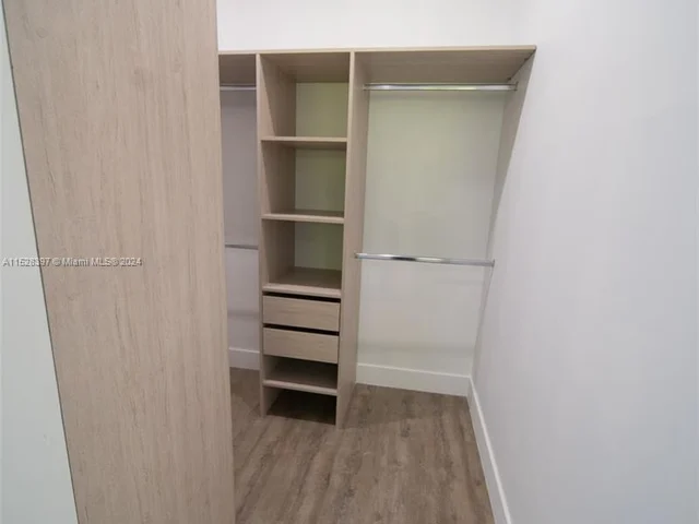 500 Foster Rd # B, Hallandale Beach FL 33009