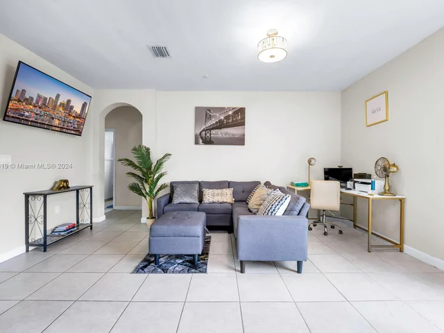 134 SE 28th Ter # 1, Homestead FL 33033