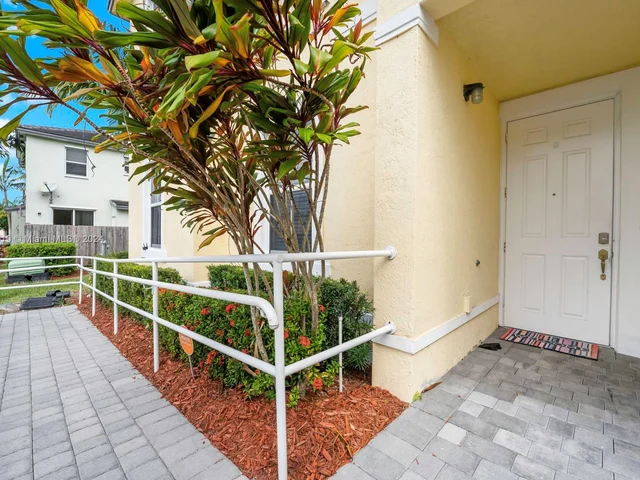 134 SE 28th Ter # 1, Homestead FL 33033