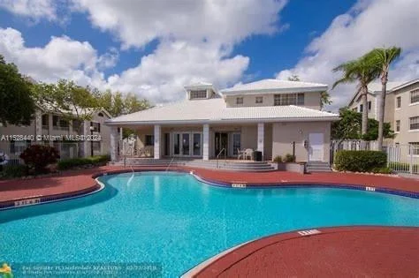 2810 N Oakland Forest Dr # 308, Oakland Park FL 33309