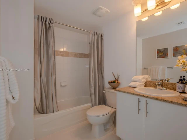 1861 NW S River Dr # 1407, Miami FL 33125