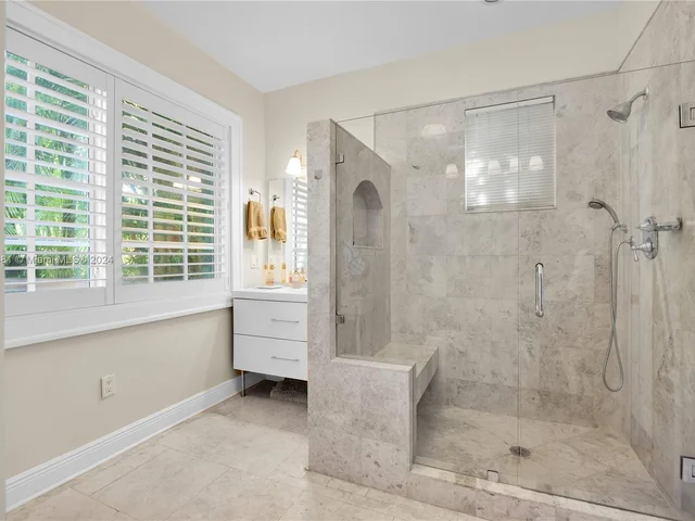 625 Navarre Ave, Coral Gables FL 33134