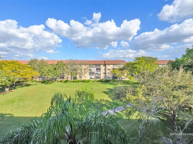1351 SW 125th Ave # 401S, Pembroke Pines FL 33027