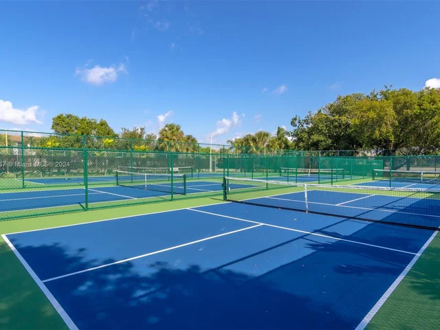 1351 SW 125th Ave # 401S, Pembroke Pines FL 33027