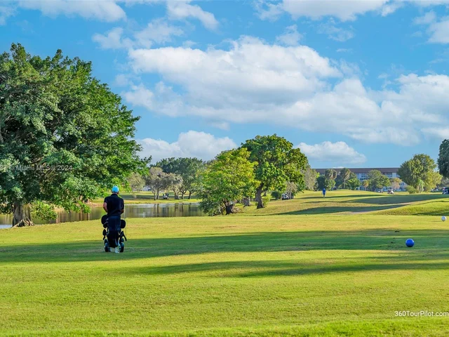 1351 SW 125th Ave # 401S, Pembroke Pines FL 33027