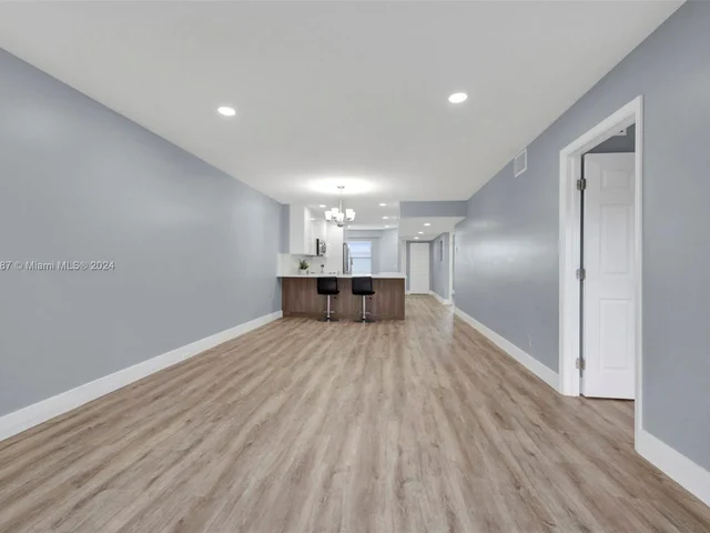 1351 SW 125th Ave # 401S, Pembroke Pines FL 33027