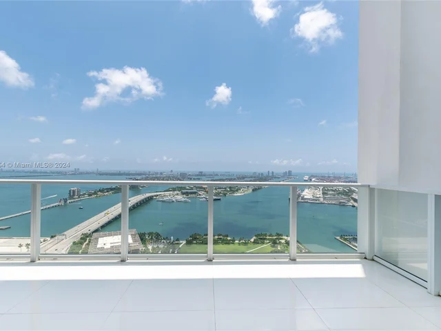 1040 Biscayne Blvd # 4402, Miami FL 33132