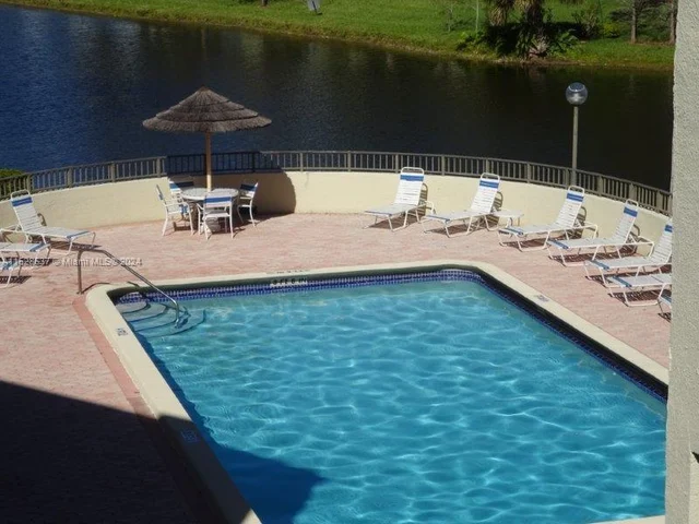 2309 S Cypress Bend Dr # 612C, Pompano Beach FL 33069