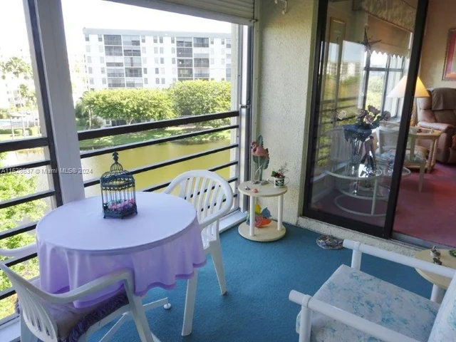 2309 S Cypress Bend Dr # 612C, Pompano Beach FL 33069