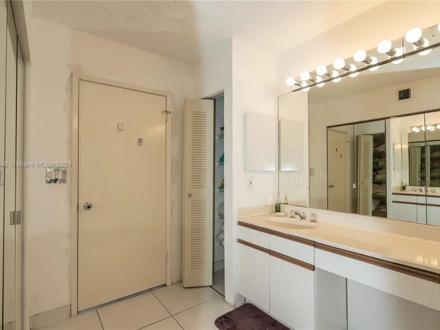 19195 Mystic Pointe Dr # 2908, Aventura FL 33180