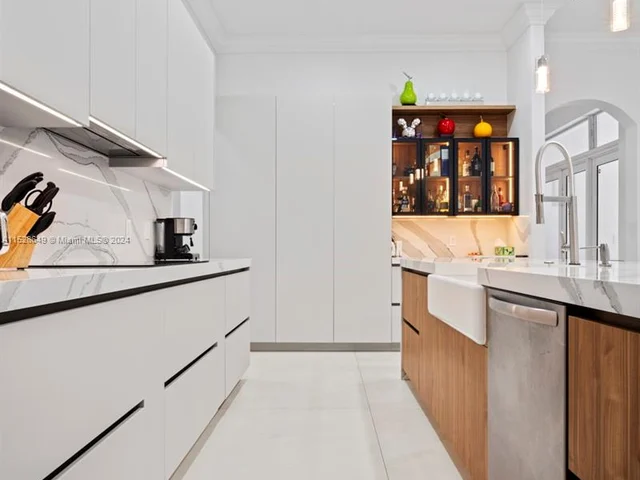 4830 Tropicana Ave, Cooper City FL 33330