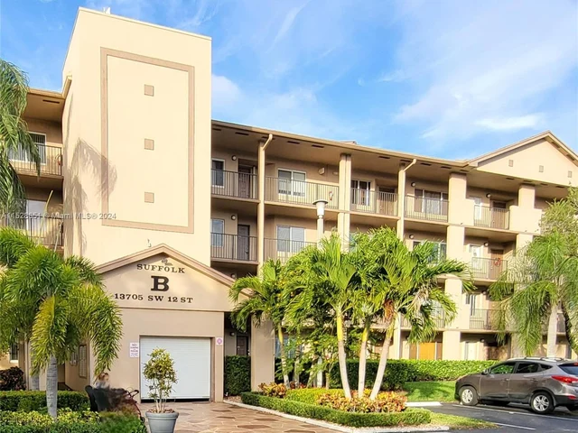 13705 SW 12th St # 304B, Pembroke Pines FL 33027