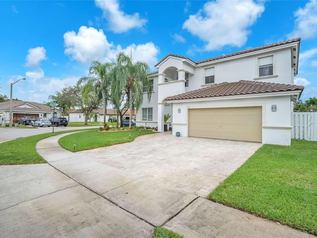 19010 23rd Ct, Pembroke Pines FL 33029