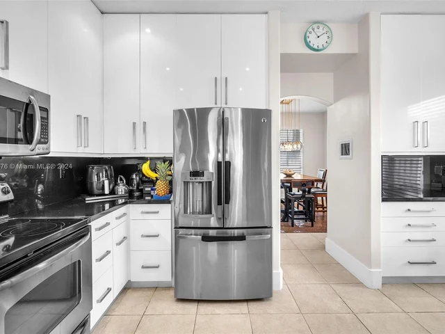 19010 23rd Ct, Pembroke Pines FL 33029