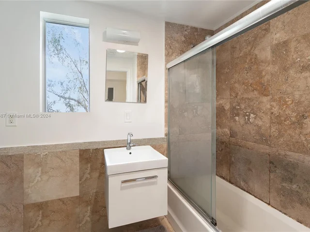 1510 Meridian Ave # 12, Miami Beach FL 33139