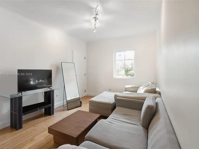 1510 Meridian Ave # 12, Miami Beach FL 33139