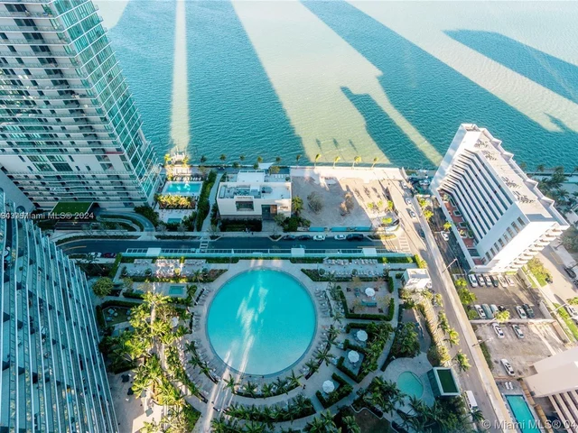 480 NE 31 # 2806, Miami FL 33137