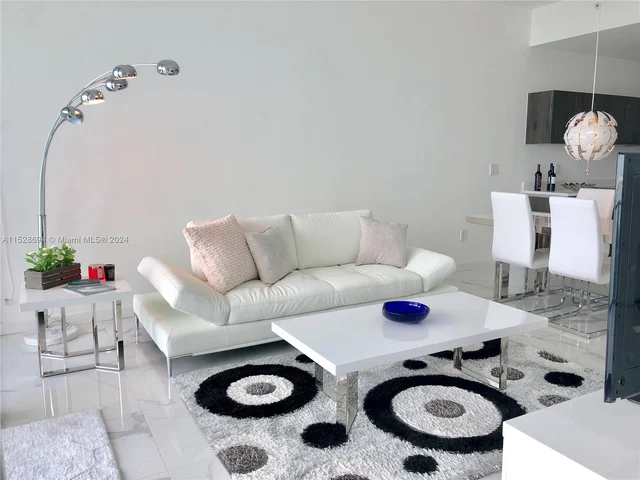 480 NE 31 # 2806, Miami FL 33137