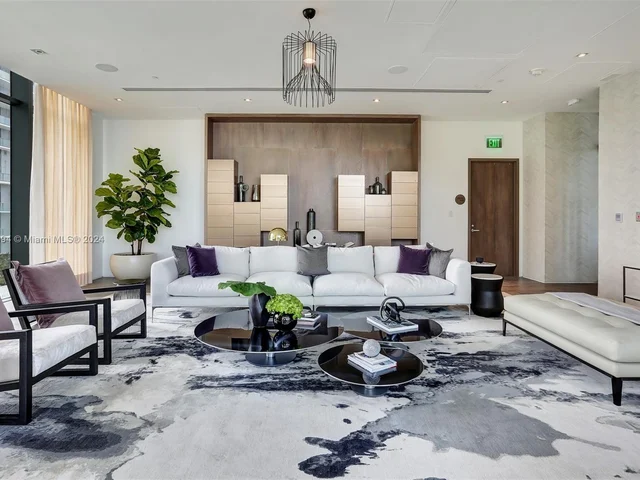 480 NE 31 # 2806, Miami FL 33137