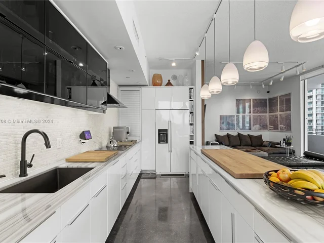 350 NE 24th St # 1203, Miami FL 33137