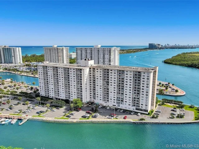 400 Kings Point Dr # 1416, Sunny Isles Beach FL 33160