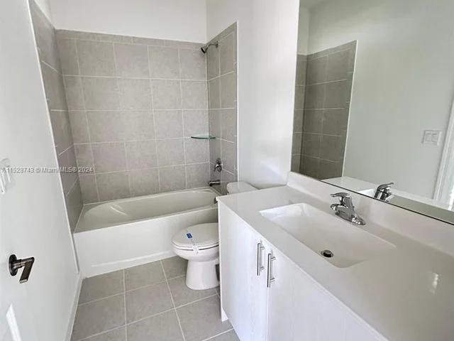 16261 SW 292 ST, Miami FL 33034